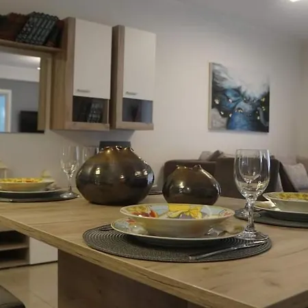 Chrysa's Luxury Apt. View Of Palamidi * Nauplion